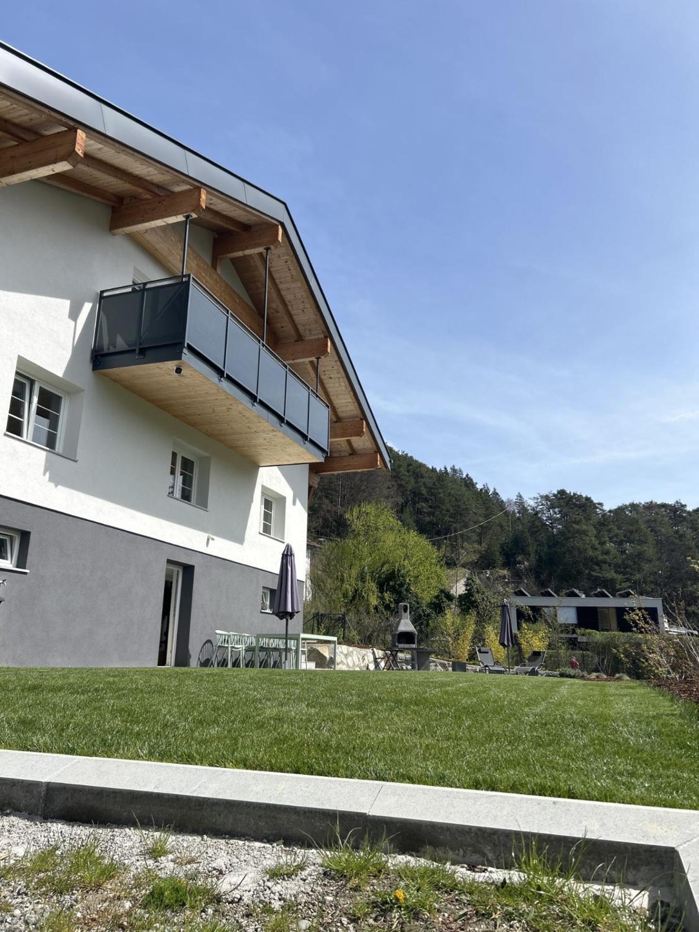 Mit Garten Und Panoramablick In Apartment *